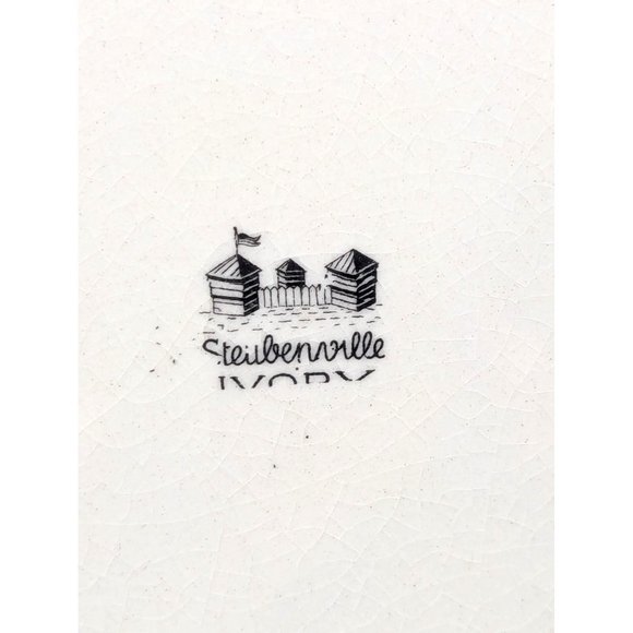 Steubenville Ivory Dinner Plate Spring Floral Embossed 10.5-in Gold Trim Vintage - Picture 6 of 6